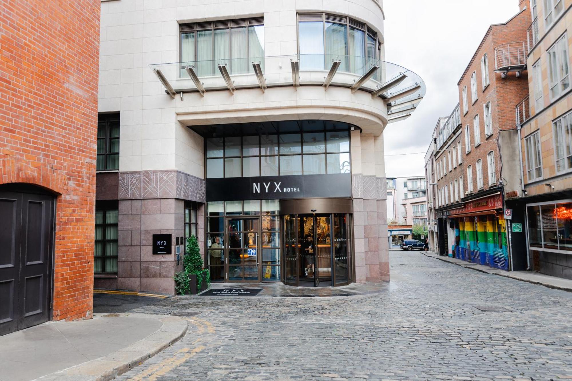 Nyx Hotel Dublin Christchurch Exteriör bild